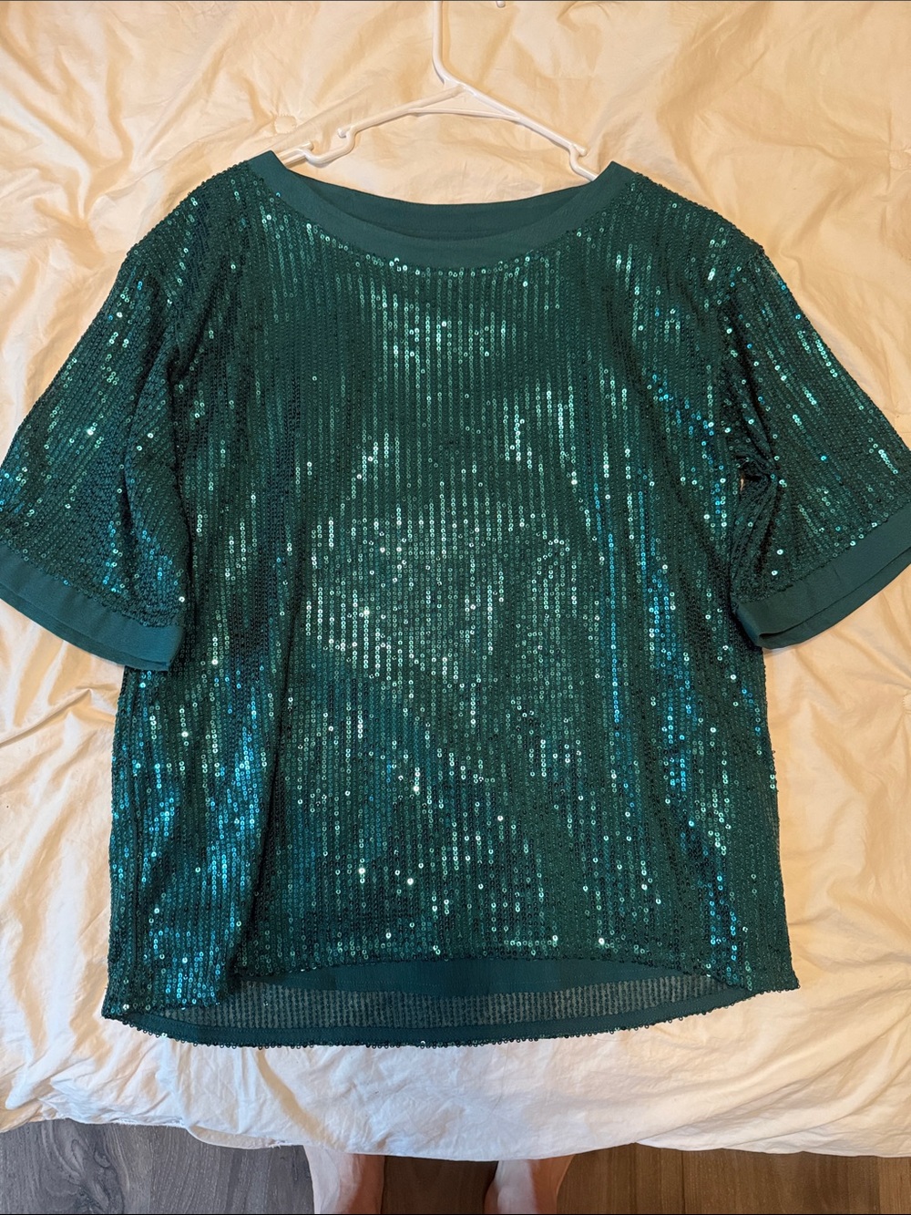 Sequined Short-Sleeve Top in Teal size M but fits like a L